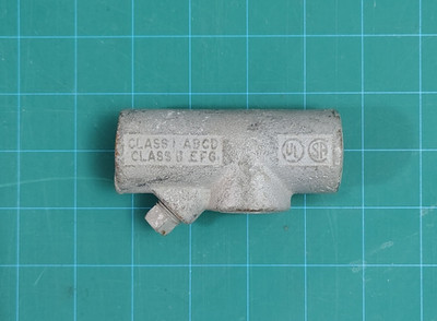 Appleton AEYF75  3/4'' Conduit Seal Off Fitting Explosion Proof 3/4'' NPT