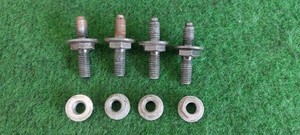 Z VW T4 Schrauben mit Muttern für Sitzkonsole, original Bolzen 4 Stück 701881700