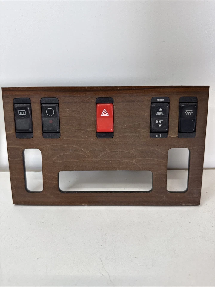 1985-91 MERCEDES W126 560SEC 560SEL 300SEL, INTERRUPTORES DE MOLDURA DE CONTROLE AC - Imagem 2 de 4