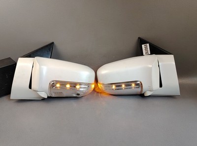 04-10 RHD Nissan Elgrand E51 ME51 Weiße Power Klappspiegel Kamera Lampen