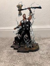 Thor Statue Infinity War Avengers Size 14 Inches Tall Excellent Condition
