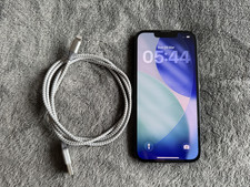 Apple iPhone 13 - 256GB - Midnight  (Unlocked) - Very Good Condition