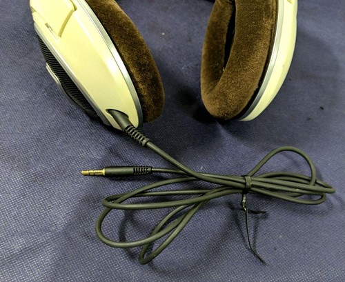 Sennheiser HD599 Over-Ear Open Back Audiophile Headphones Ivory Tested - Picture 6 of 6