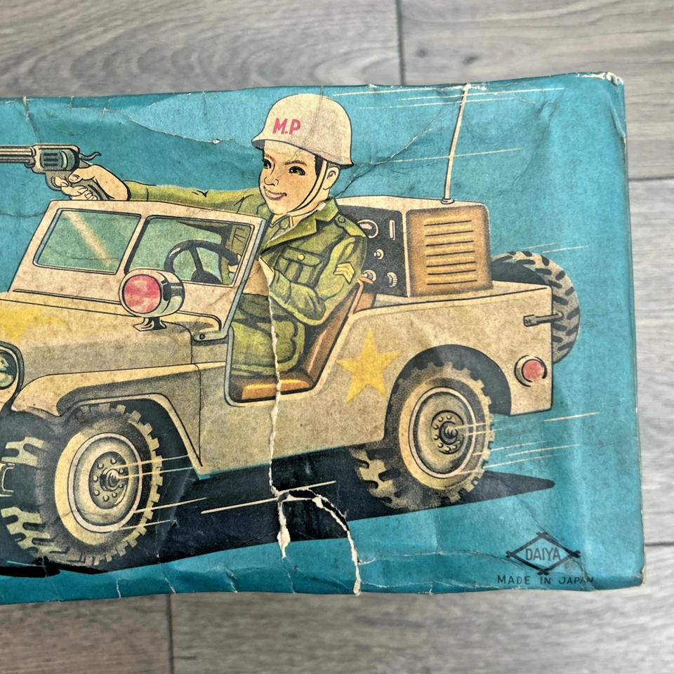 Rare Vintage 1960s Daiya Battery Operated Tin Military Police Jeep from Japan - Image 3 of 4