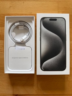 Apple iPhone 15 Pro - 256GB - Titan Weiß (Ohne Simlock), Defekt