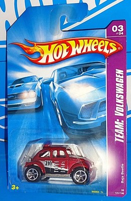 Hot Wheels 2008 TEAM: Volkswagen #131 Baja Beetle Mtflk Dark Red w/ 5SPs