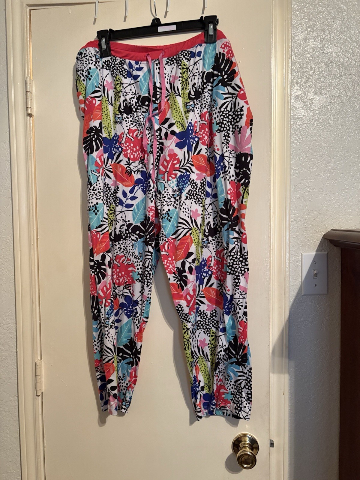 Comfort Code Cropped Length Tropical Leopard Prin… - image 1