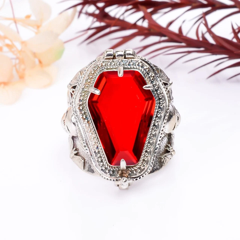 Skull Coffin Poison Ring, Red Garnet Gemstone 925 Silver Handmade Poison Ring, - Image 4 of 4