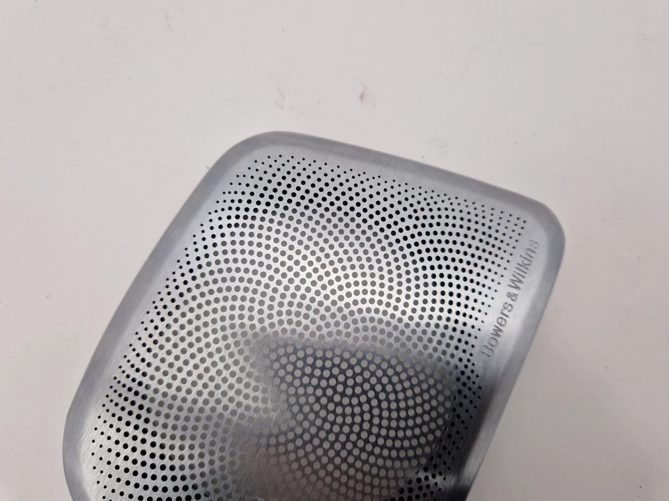 BMW 5 6 SERIES REAR DOOR CARD BOWERS & WILKINS SPEAKER COVER LEFT 9350987 G30 - Image 4 of 4