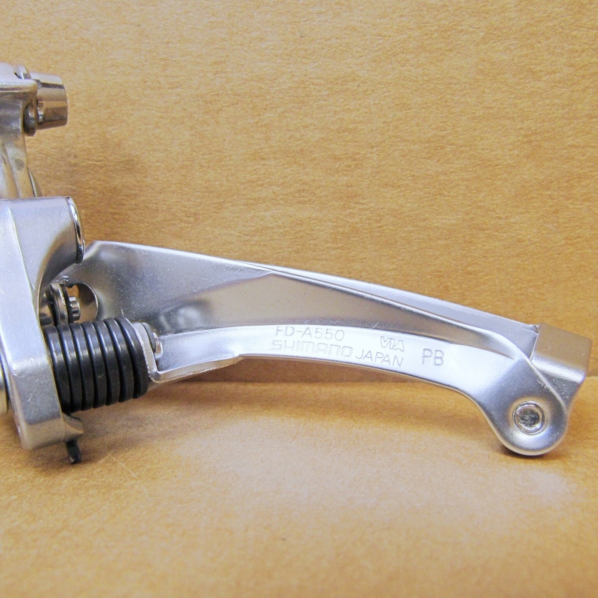 Dérailleur Avant Shimano RX100 FD-A550 – 28.6 Mm – Argenté – Occasion Japon