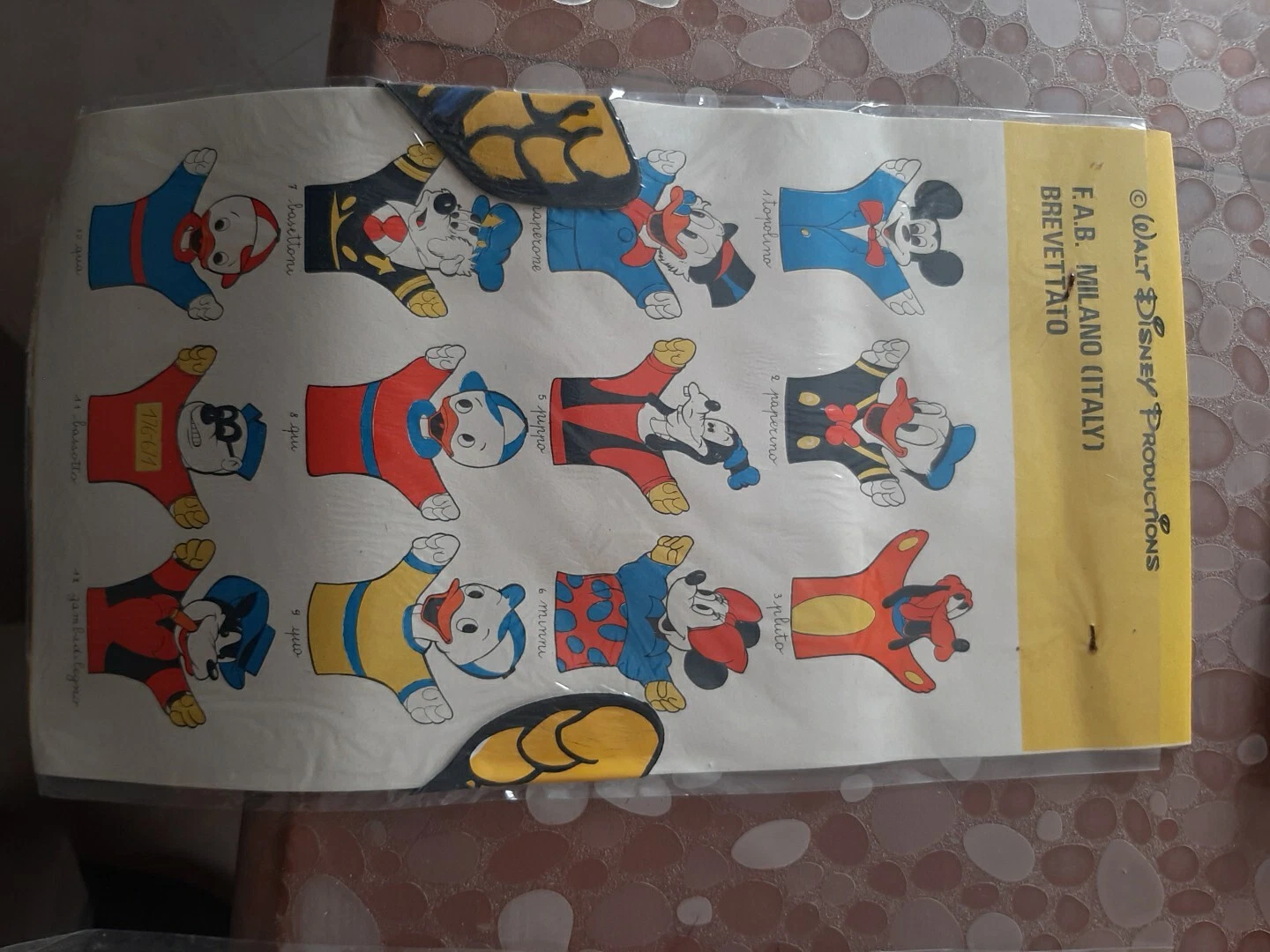 Foto 5 di 5
