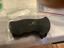 Pachmayr "The Gripper" Grips For Smith Wesson N Frame Used (30)