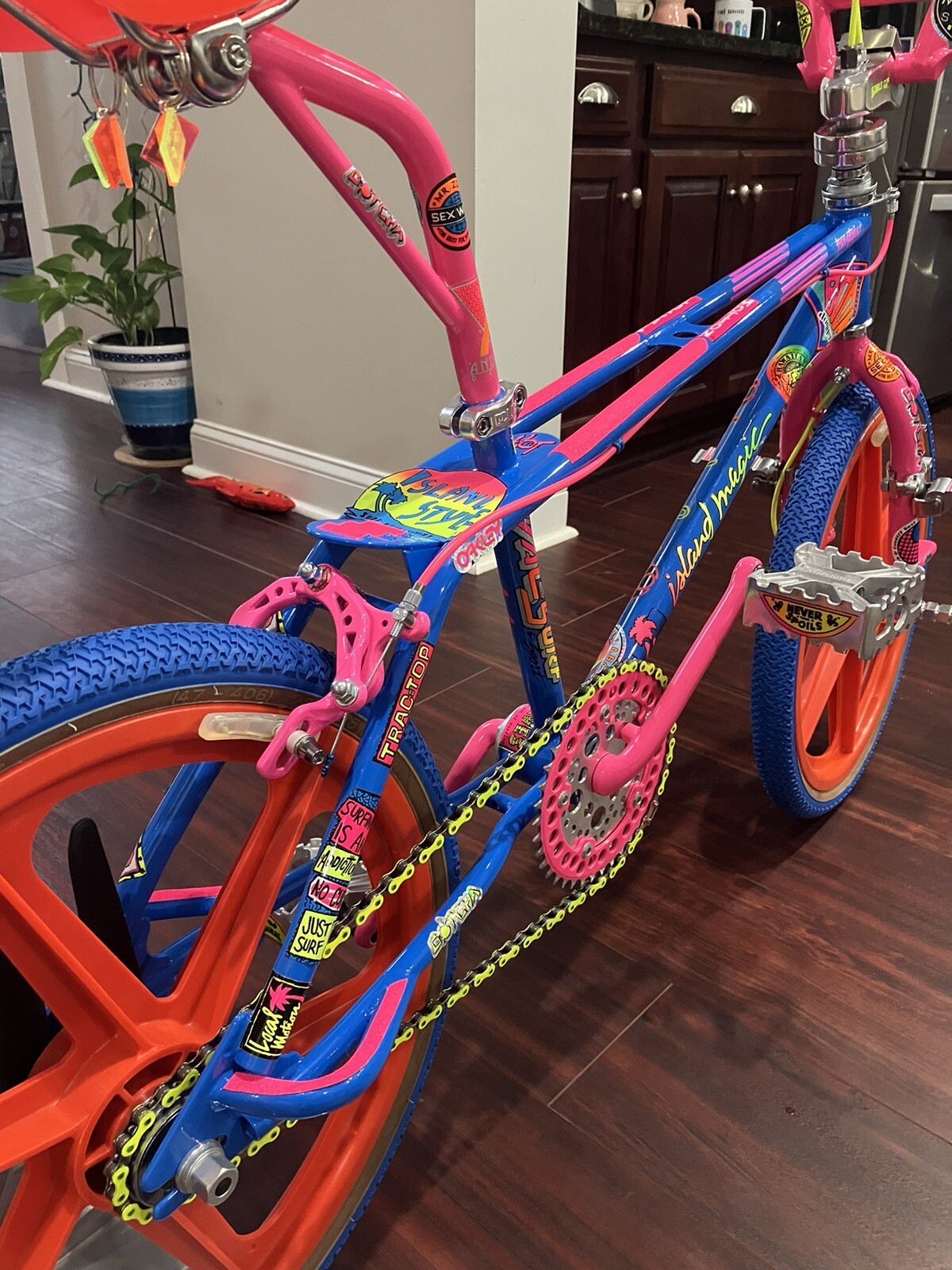 1987 Torker Custom Surf 80’s Freestyle BMX BIKE Bicycle Set Old School
