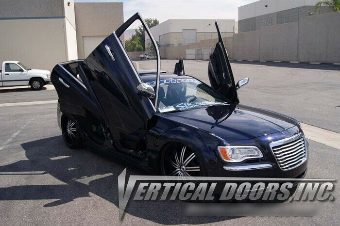 Vertical Lambo Doors on a Chrysler 300 @navarro_345v8 Installed by Ver –  Vertical Doors, Inc.