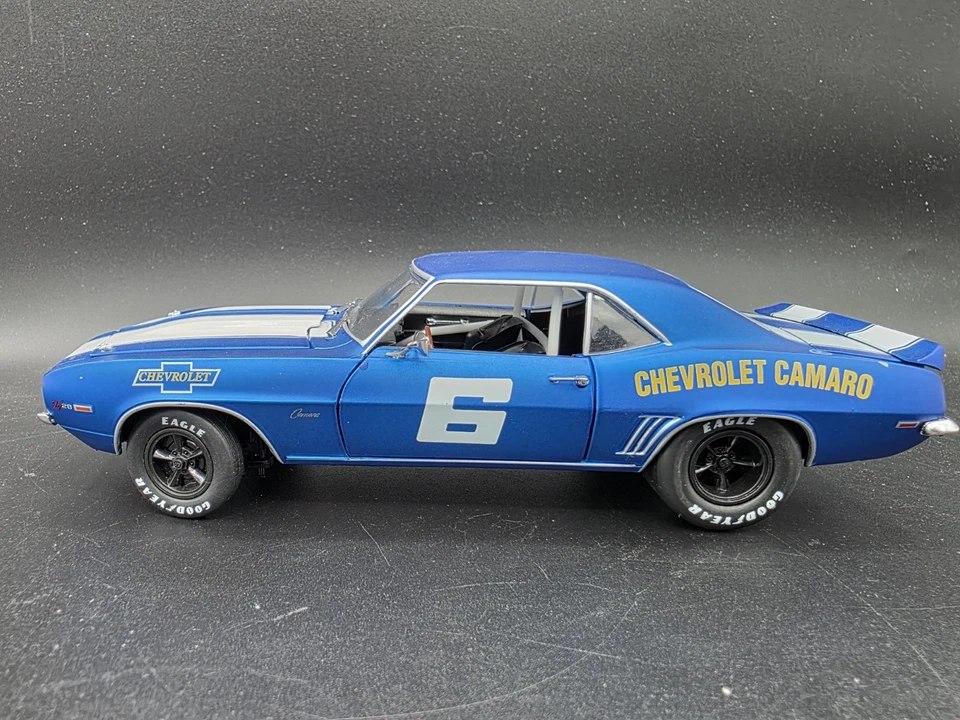 M2 Machines Auto Mods 1969 Chevy Camaro Z/28 #6 1:24 Diecast Car R70 19-03 Blue - Image 4 of 4