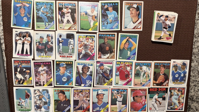 MLB Baseball Trading Cards 62 all together cards are from 1988-2005