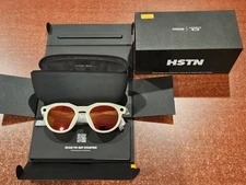NEW Oakley HSTN Meta AI Glasses Warm Grey with Prizm Ruby Lenses (00W8002)