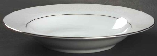 Mikasa Bridal Veil Rimmed Soup Bowl 366117
