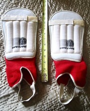 SAFETGUARD Front-of-Calf Shin Guards for Soccer, Baseball, Hockey, vintage '90s