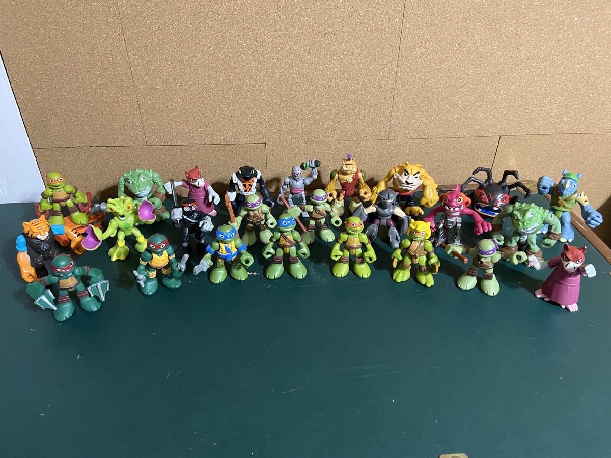 ピーナッツギャングのベンダブルフィギュアセット 楽天市場】Super7 Peanuts Blind Box Wave 3 Camp スーパー7