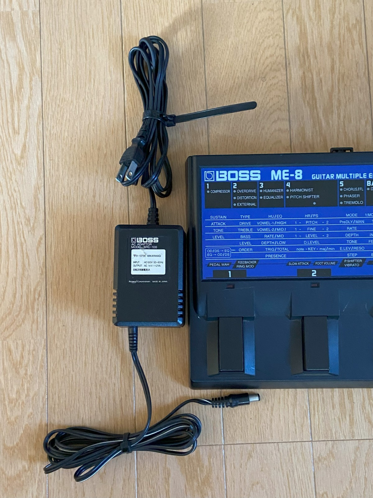 Boss ME-8 Guitar Multi-Effects Pedal  Adapter Included  Used free shipping