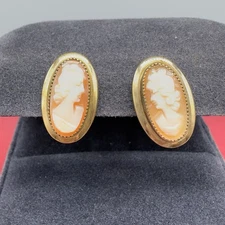 Vintage 1/20 12K Gold Filled Screw Back Cameo Shell  Earrings