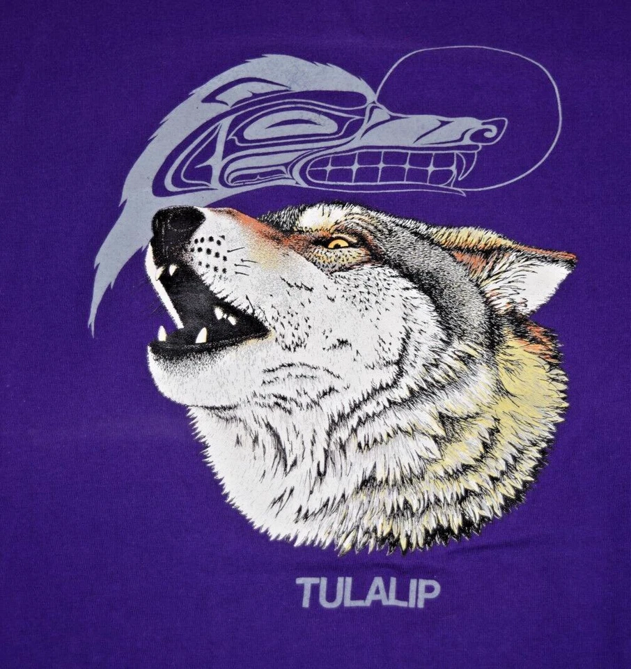 Camiseta De Colección Jerzees Talla XL 80s Púrpura Lobo Imágenes Tulalip Hecha en EE. UU. Foto 2 de 4