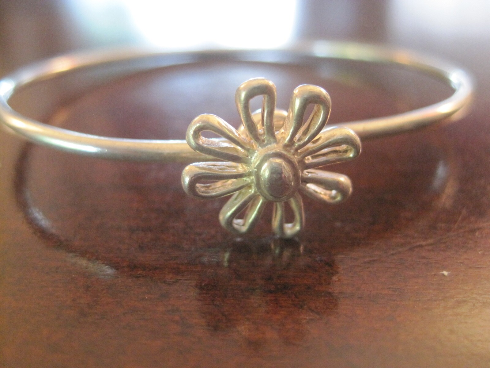 Tiffany & Co Paloma Picasso sterling silver daisy hook bracelet 2.25 inch