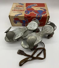 Vintage Globe Jet Set Roller Skates For Parts Ball Bearing with Box 