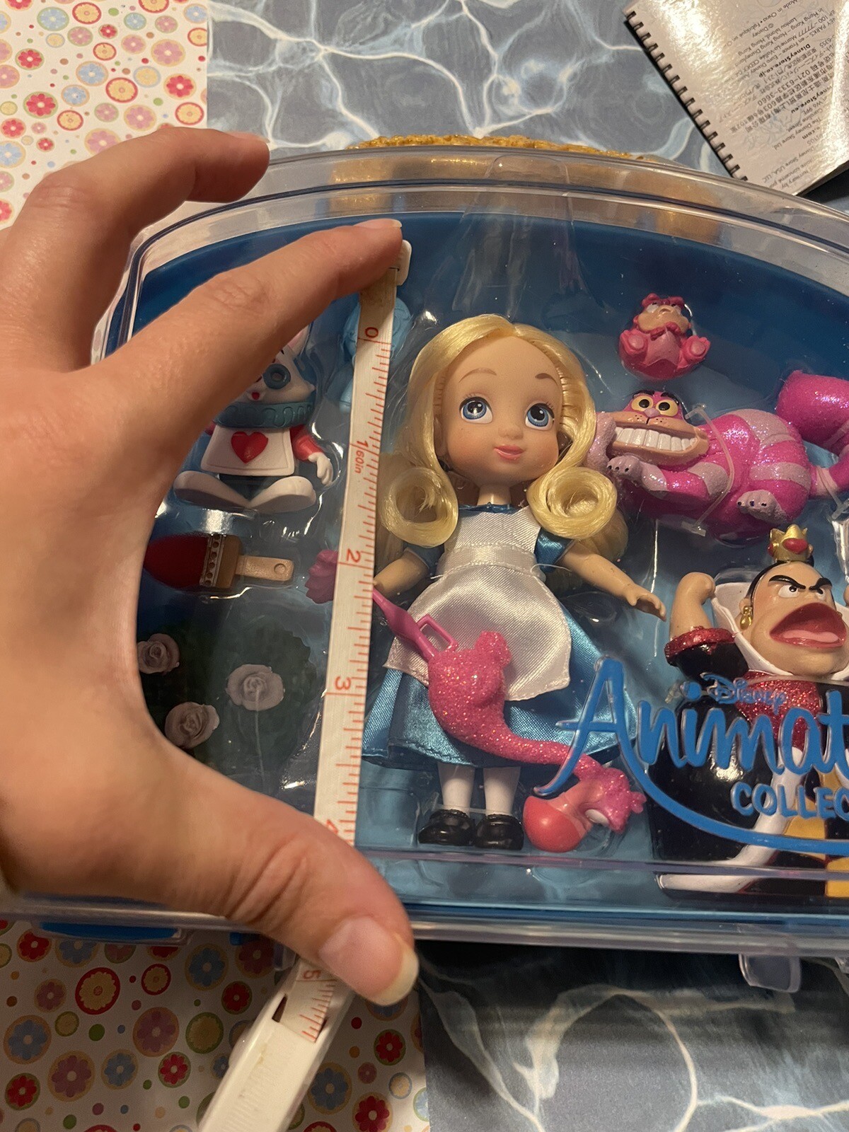 Alice In Wonderland 9 Piece Mini Doll Play set HTF NIB