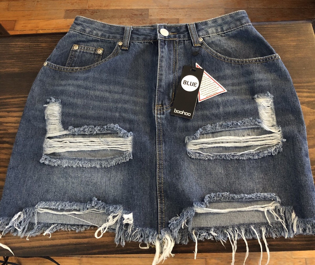 NWT Boohoo Blue Helen Heavy Ripped Distressed Denim Mini Skirt Size