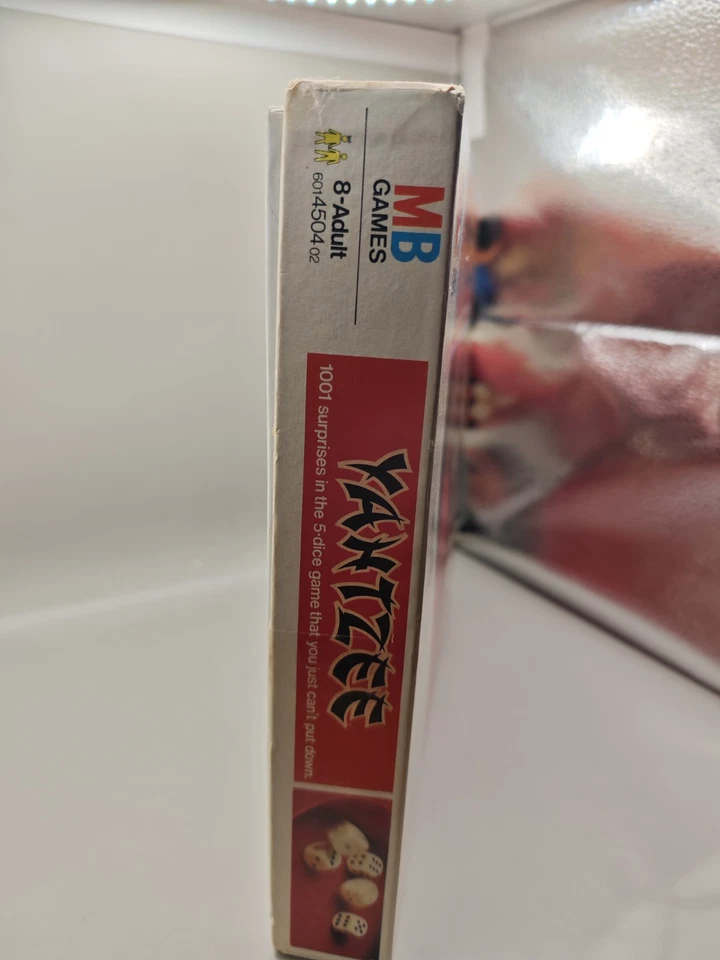 Vintage Yahtzee Dice Game MB Games 1976 Board Game Complete  - Image 4 of 4