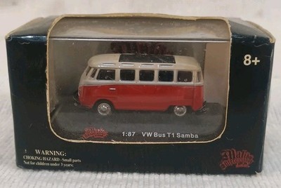 Malibu International HO Scale VW BUS T1 SAMBA 1:87 #108