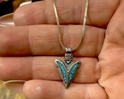 Vintage Southwestern Sterling Silver Turquoise Arrowhead Pendant Necklace
