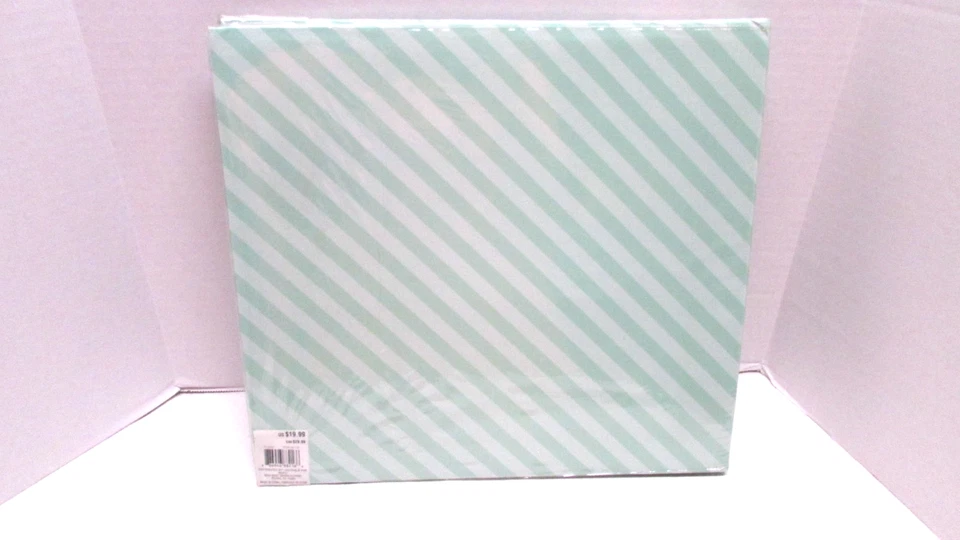 NUEVO Álbum de recortes de recuerdos 12"x12" DORADO PERRO rayas verdes 30 páginas con papel Foto 3 de 4