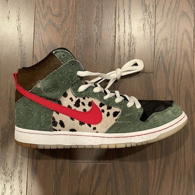 nike dunk walk the dog