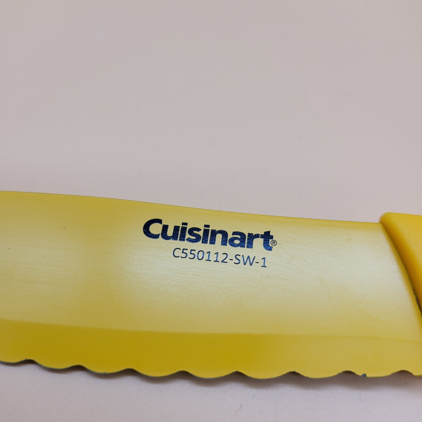 Cuisinart+Serrated+Utility+Knife+w2F+Blade+Cover+6.5+in+Yellow+C550112
