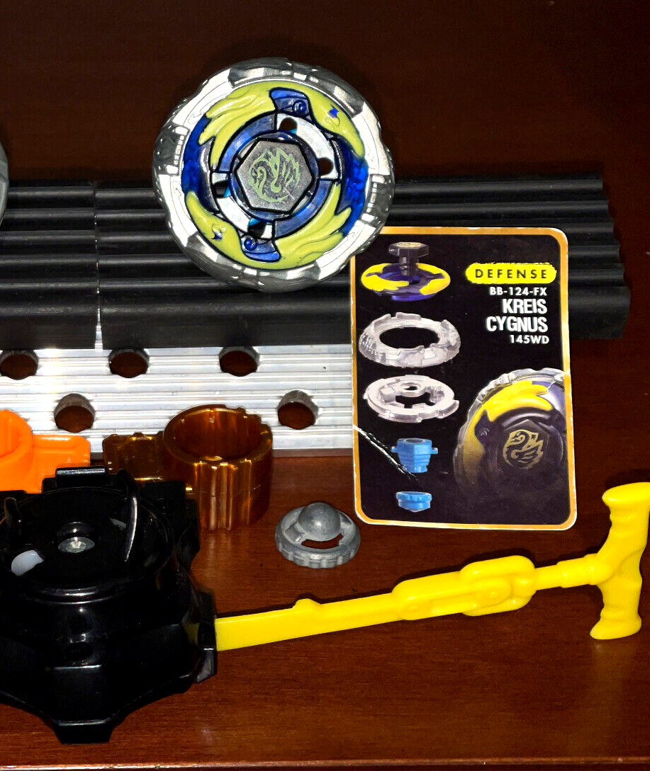 Original HASBRO TOMY Beyblade KREIS CYGNUS 145WD BB-124FX Defence