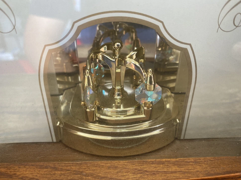 Seiko Broadway Musical Wooden Oak Crystal Pendulum Mantel Clock QXW114BLH Brown - Image 2 of 4