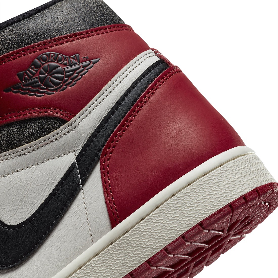 Nike Air Jordan 1 Retro High OG Chicago Lost and Found PS Nike Air Jordan 1 Retro High OG Chicago Lost and Found PS