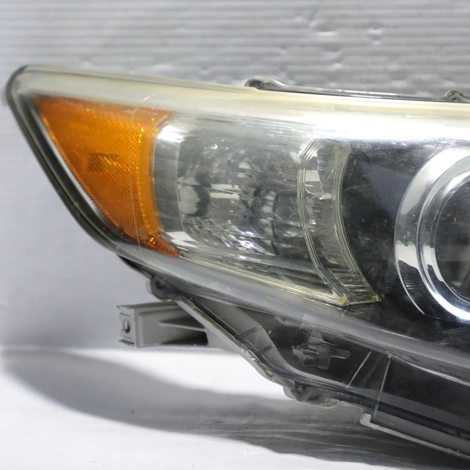 Conjunto de faros halógenos laterales derechos con bisel negro Toyota Camry 2012-2014 OEM Foto 3 de 4