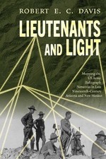 Robert E.C. Davis Lieutenants and Light (Paperback) (UK IMPORT)