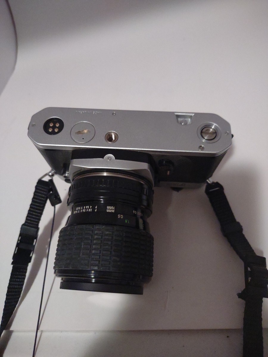 Nikon FE2 Black 35mm SLR Film Camera Body Sigma Zoom Master 35