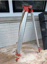 Aluminum Extendable Leg Surveyor s Tripod Vintage Heavy Duty / leather strap