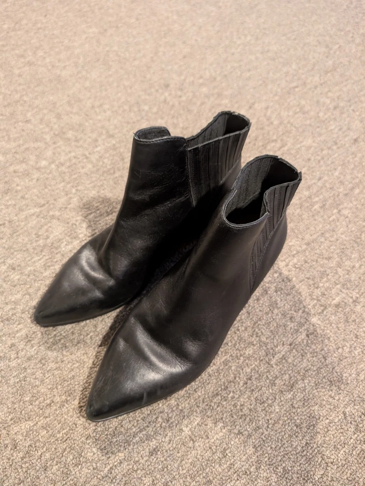 Halogen Ankle Booties Women's 9 Black Leather Slip On Pointed Toe Western - Image 1 of 3