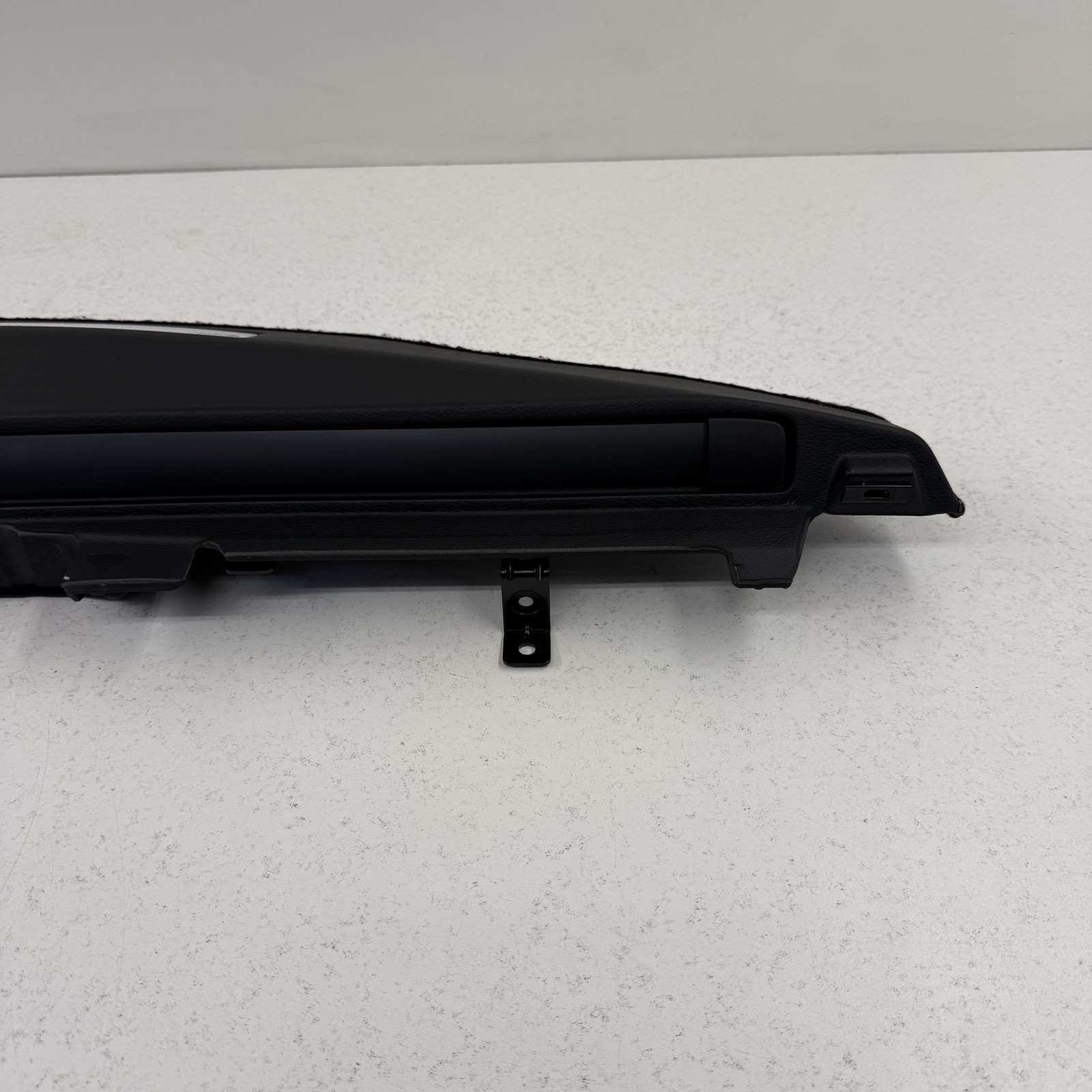 Maserati Ghibli 2014-2024 Rear Rear window sunshade