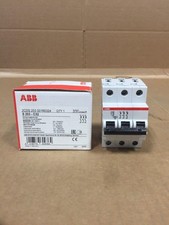 HOUSTON STOCK NEW ABB S203-C32 TYPE S203 32A 480V S200 FREE 2 DAY AIR SHIPPING