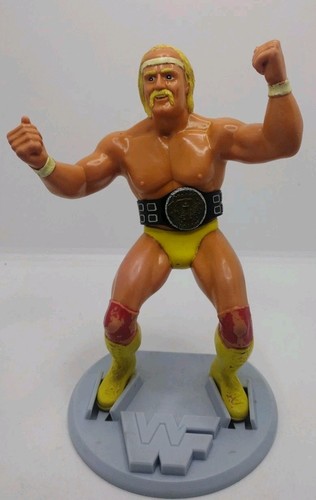 Hulk Hogan 1984 LJN WWF Wrestling Figure With Orig...
