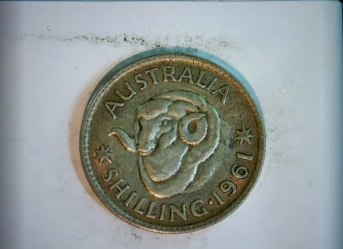 1961 Australia Shilling — photo from the most recent tracked eBay sale