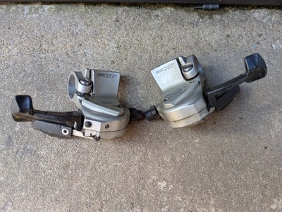 Moyeu Avant Shimano XT M750 32 Trous - N.O.S. (New Old Stock) - Neuf